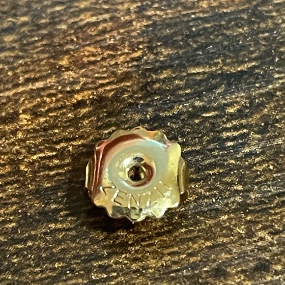 Zenzii Gold Ruffle Circle Earrings - Picture 4 of 5